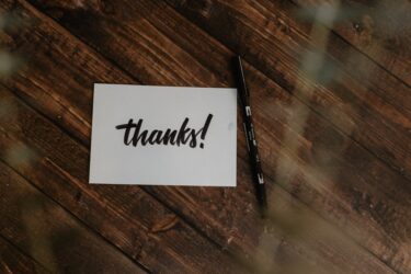 7 วิธี พูด ‘ขอบคุณ’ เป็นภาษาอังกฤษ ที่ไม่ใช่แค่ Thank You!