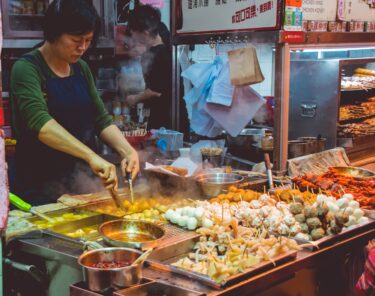 เสิร์ฟร้านเด็ดจากตลาดพลู ความอร่อยที่ส่งต่อมารุ่นต่อรุ่น